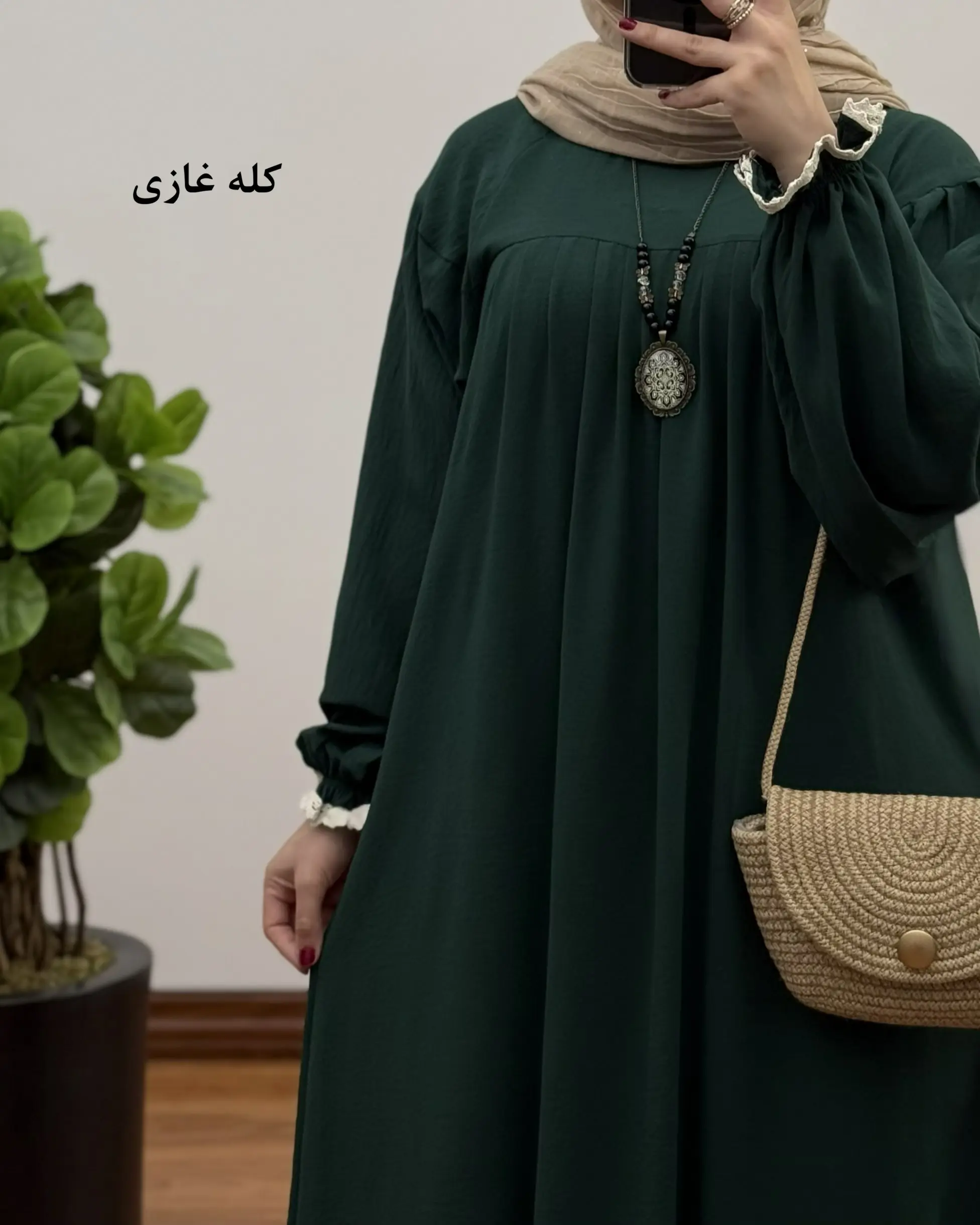 مانتو زنانه بلند ابروبادی مدل آیناز